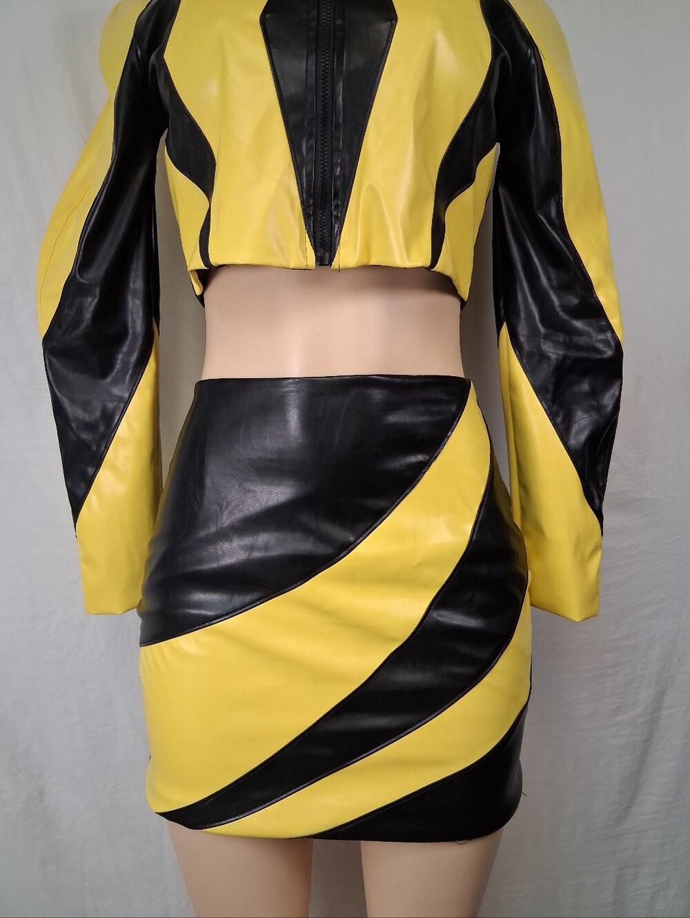 Fashion Nova Yellow & Black Colorblock Mini Skirt - Picture 7 of 17